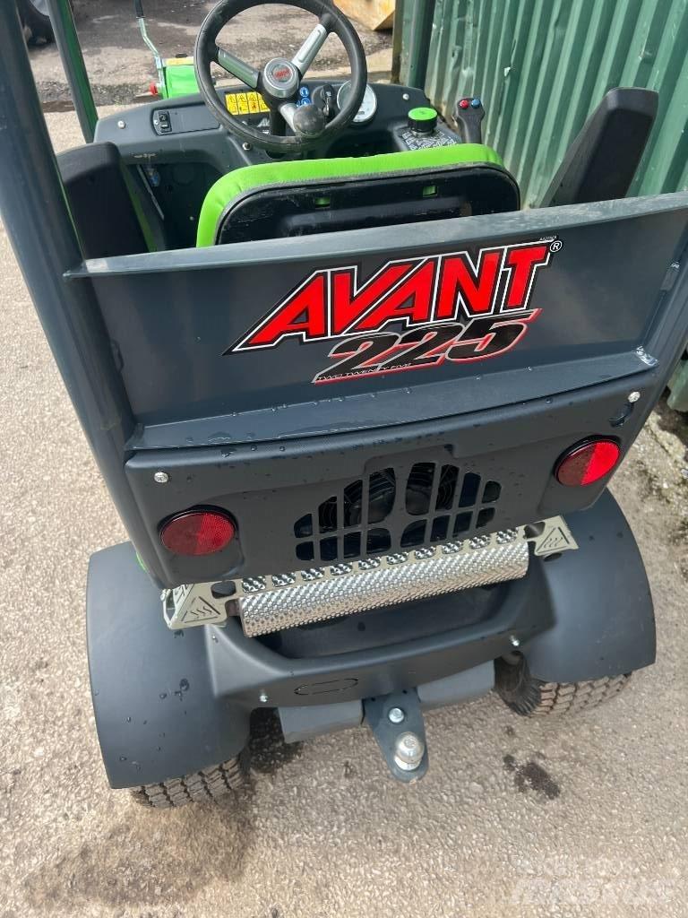 Avant 225 多功能裝載機
