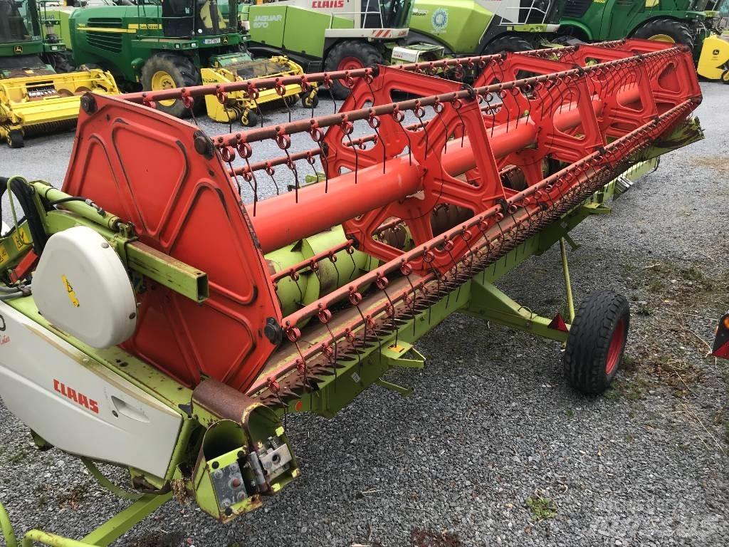 CLAAS Tucano 440 聯合收穫機
