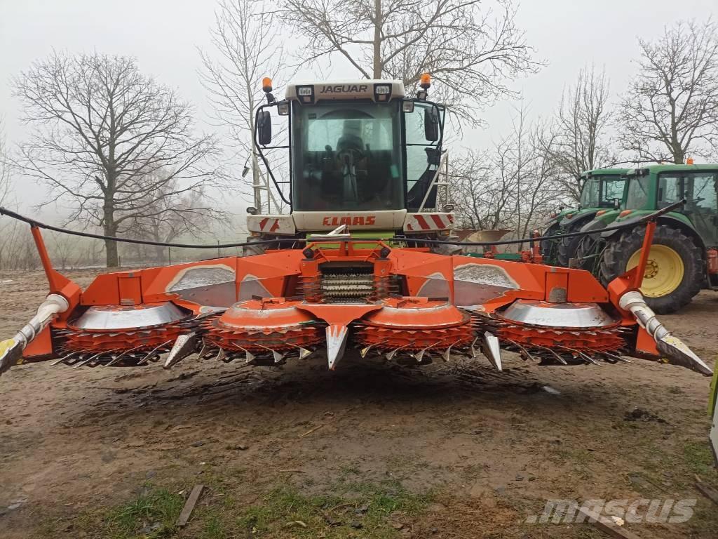 CLAAS Jaguar 900 自走式飼料採集機