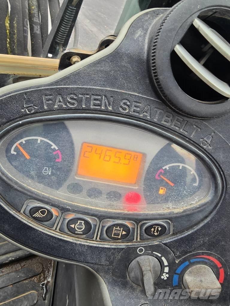 Bobcat E 35 小型挖土機/掘鑿機<7t(小型挖掘機)