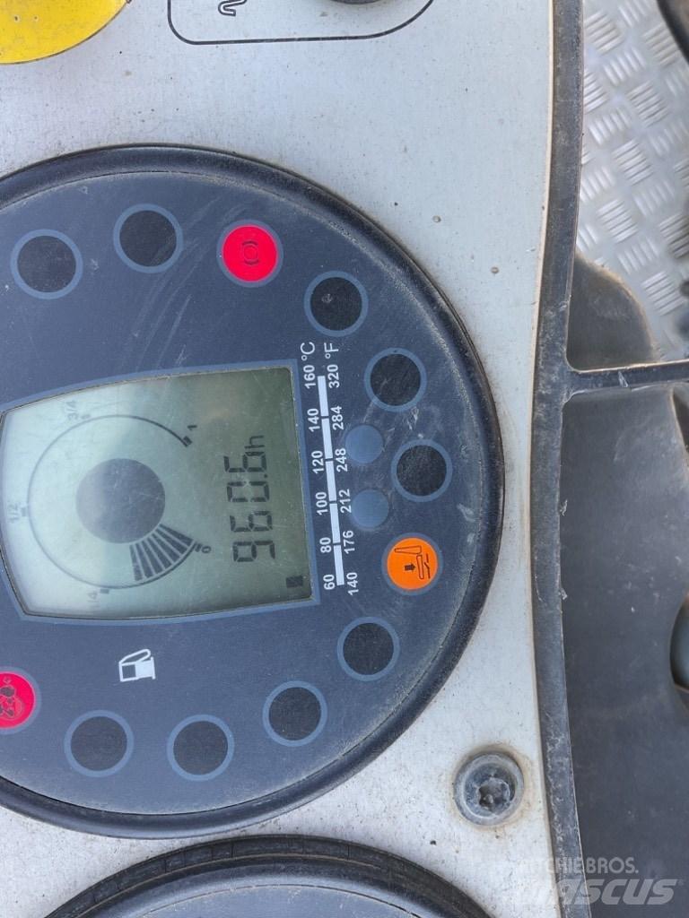 Bomag BW 138 AD-5 雙輪滾壓機