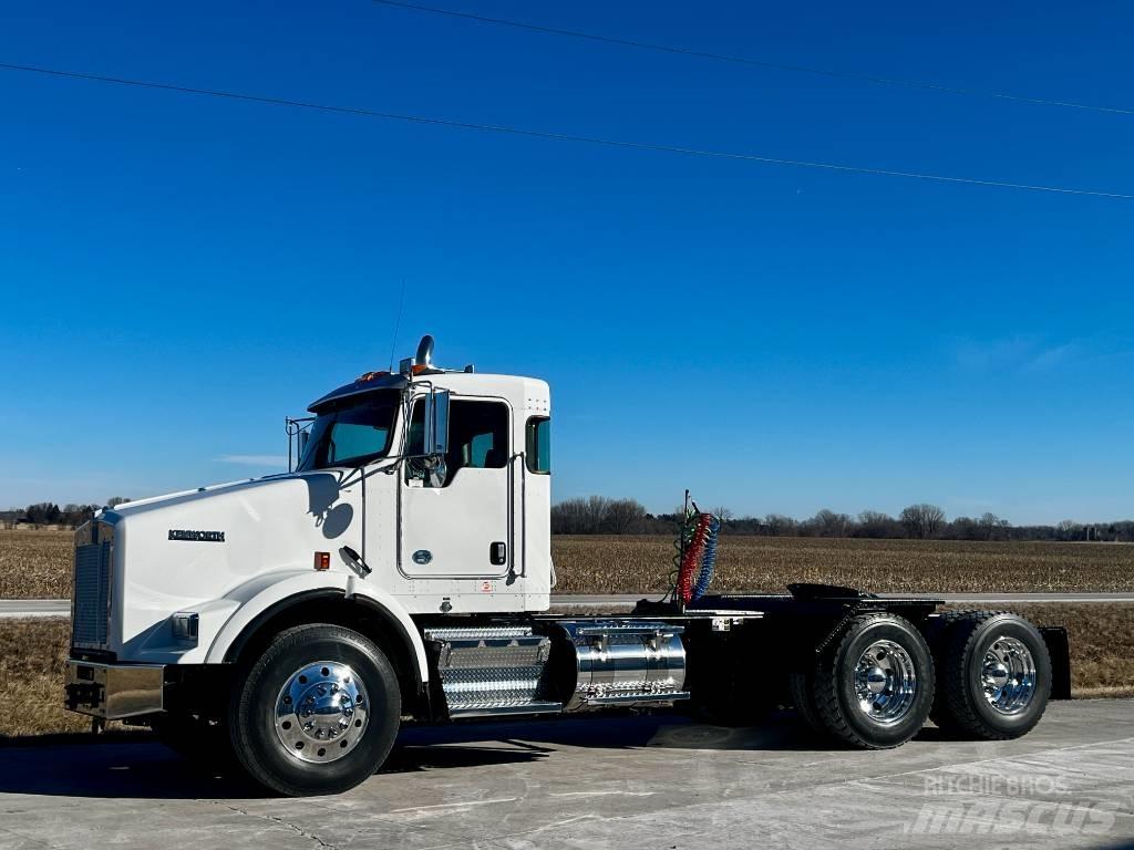 Kenworth T 800 曳引機組件