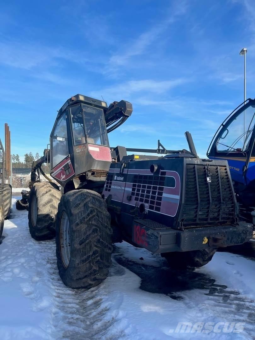 Valmet 911 收穫機