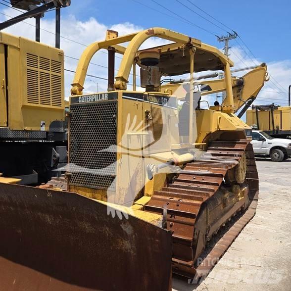 CAT D6M 履帶推土機