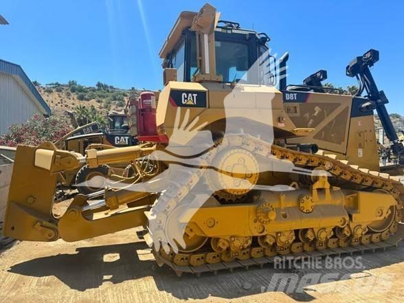 CAT D8T 履帶推土機