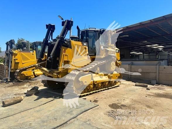 CAT D8T 履帶推土機
