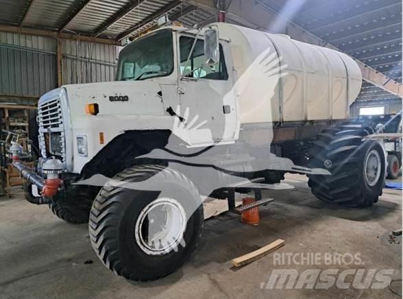 Ford 8000 水車