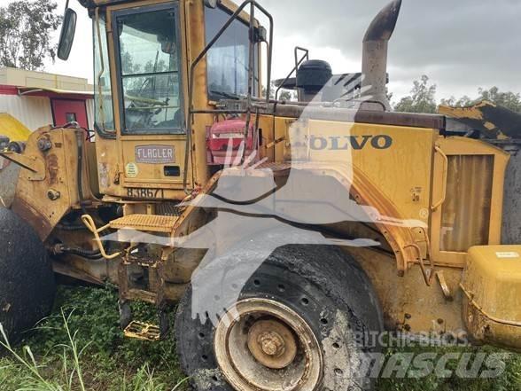 Volvo L120E 輪胎式裝載機
