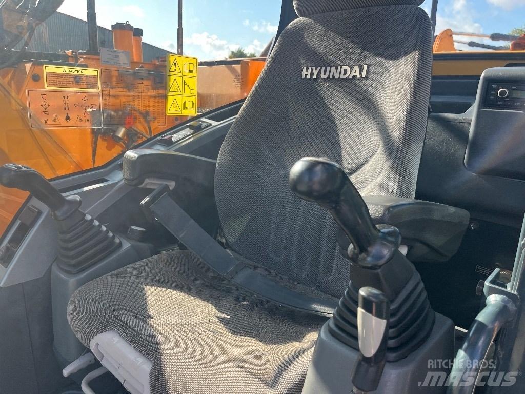 Hyundai HX130LCR 履帶式 挖土機/掘鑿機/挖掘機
