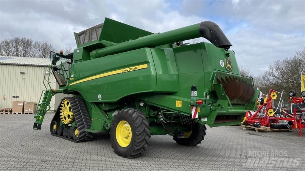John Deere T660 聯合收穫機