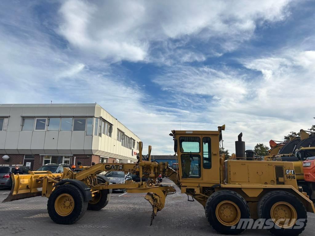 CAT 140 G 平土機