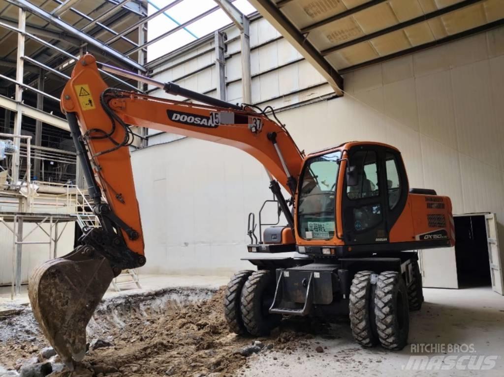 Doosan DX 150W-9C 旋轉式挖土機/掘鑿機/挖掘機