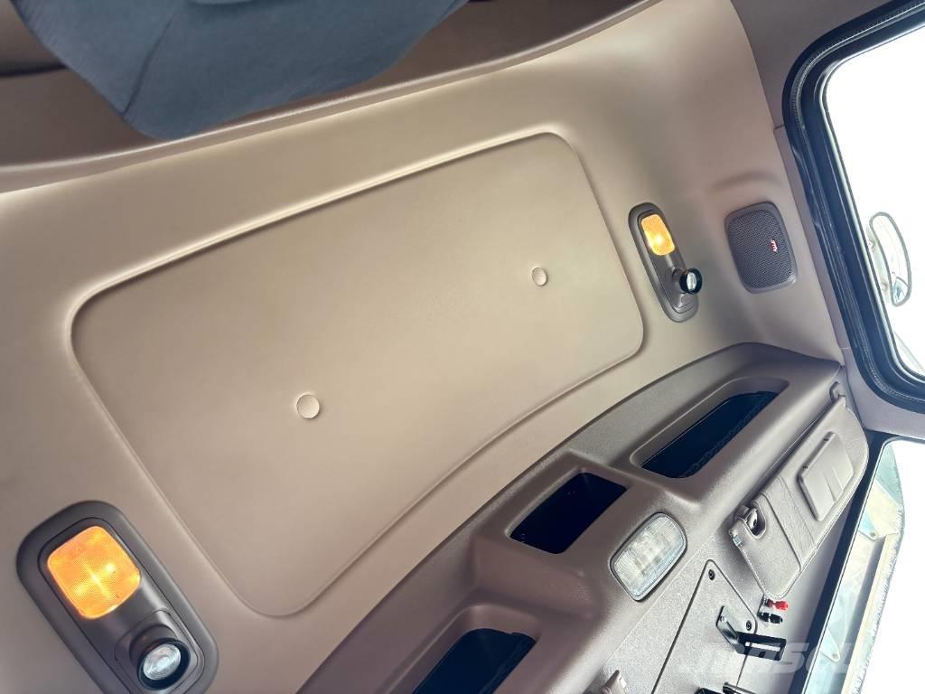 Peterbilt 389 救援車