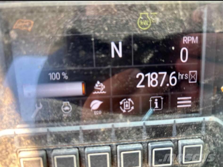 CAT 420 反鏟裝載機