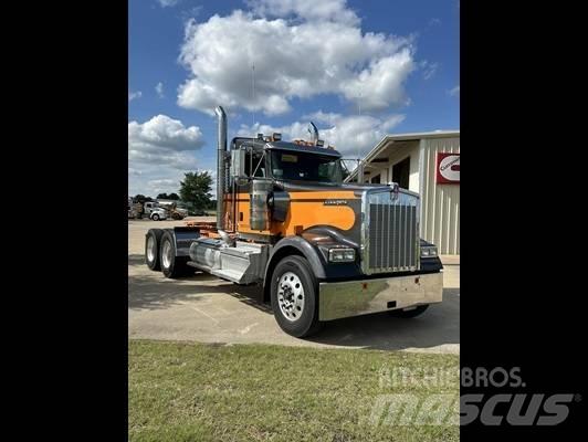 Kenworth W 900 曳引機組件