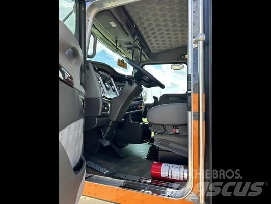 Kenworth W 900 曳引機組件