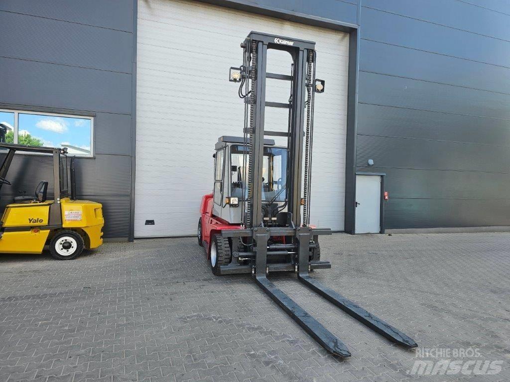 Kalmar DCF80-9 柴油卡車