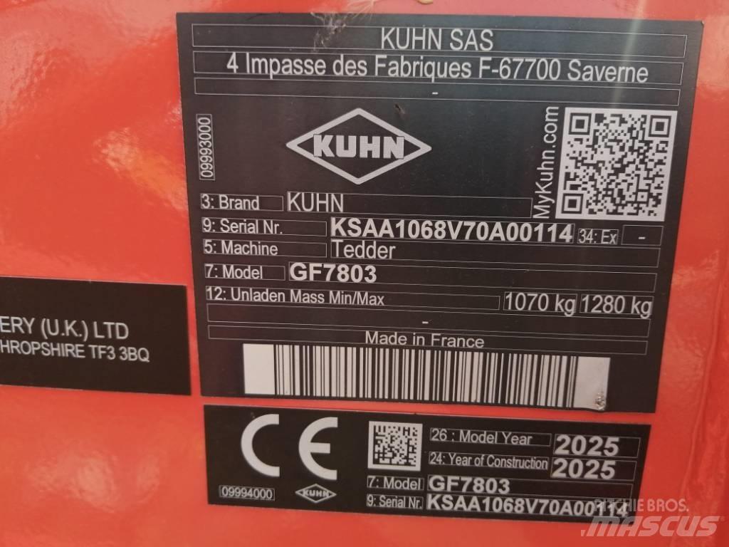Kuhn GF7803 耙與翻草機