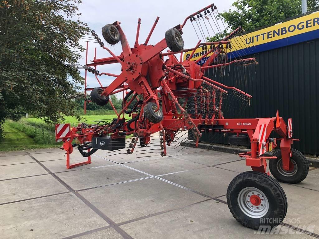 Kuhn GA 8521 堆草機