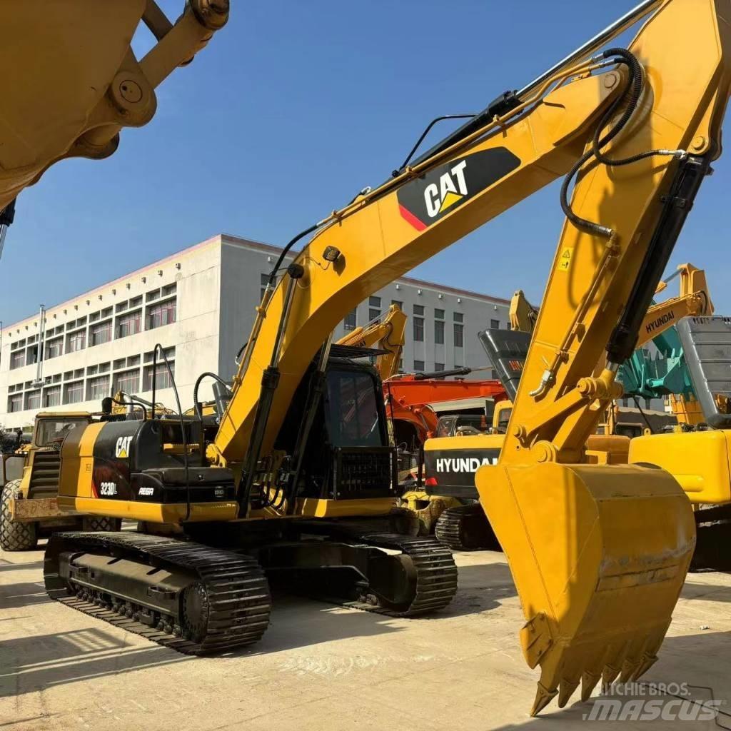 CAT 323 D L 履帶式 挖土機/掘鑿機/挖掘機