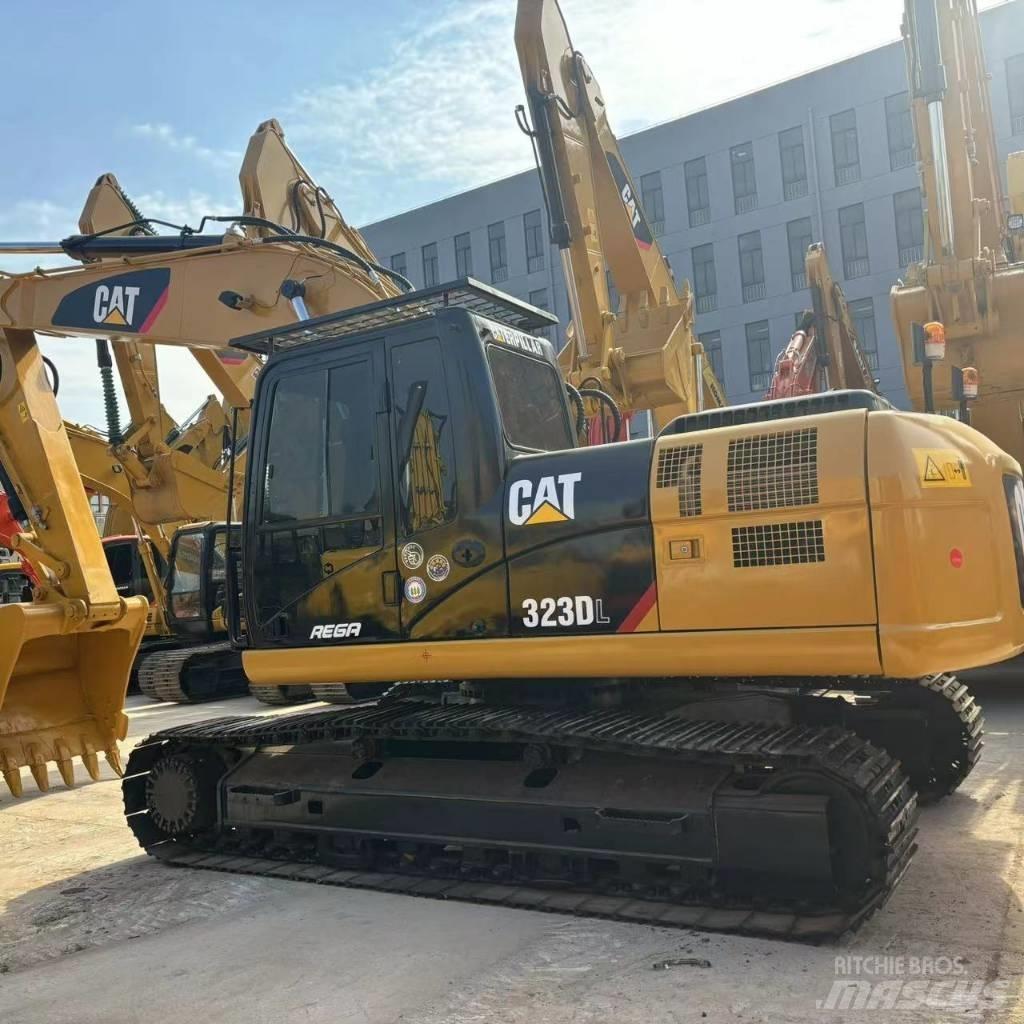 CAT 323 D L 履帶式 挖土機/掘鑿機/挖掘機