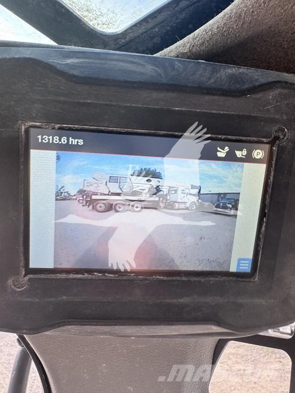 Bobcat S62 滑移轉向裝載機