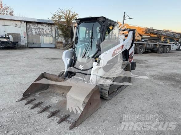 Bobcat T66 滑移轉向裝載機