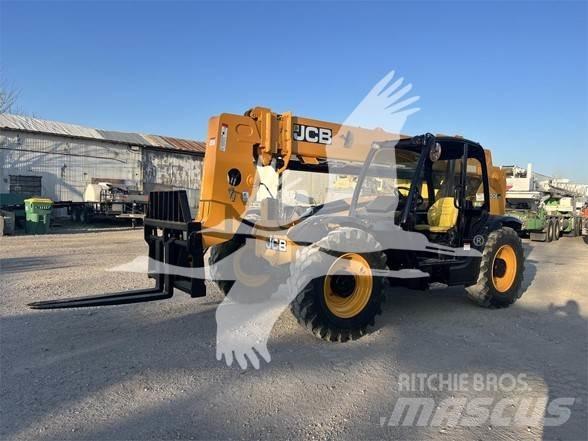 JCB 506-36 伸縮臂操作車