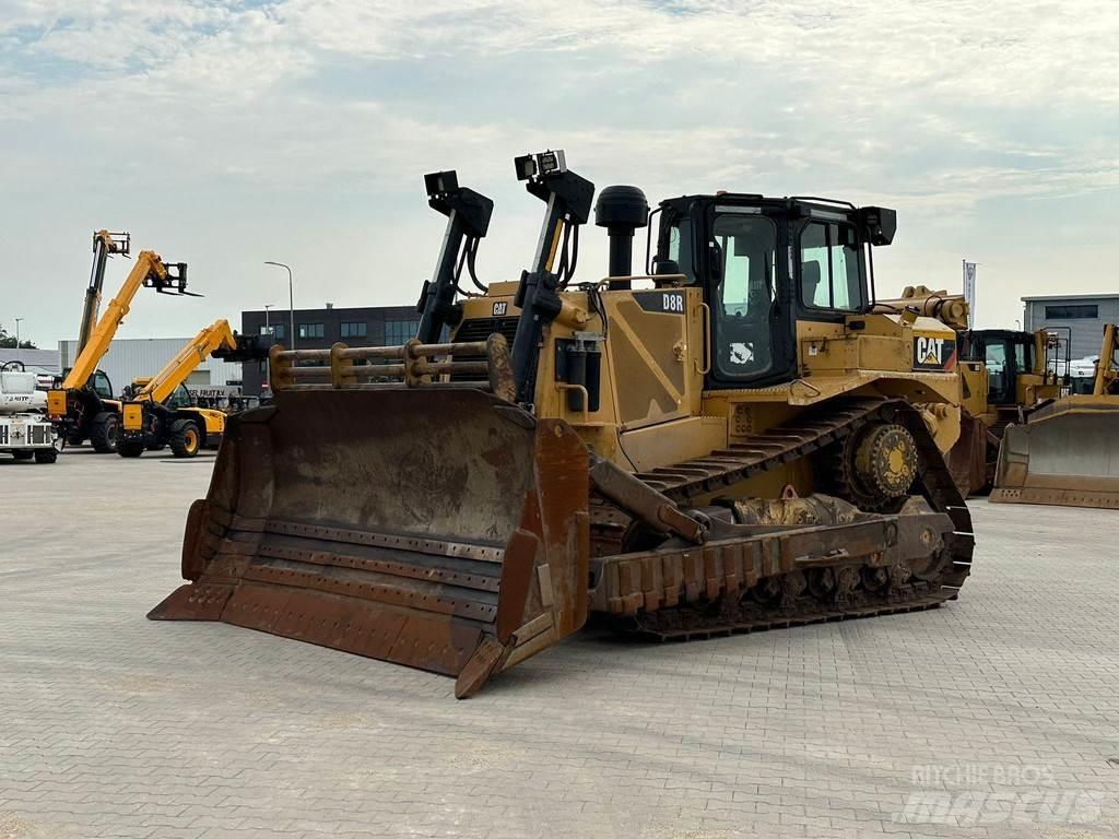 CAT D8R 履帶推土機