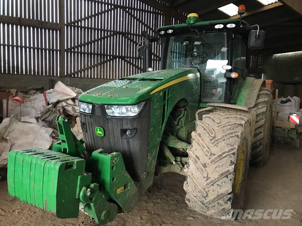 John Deere 8260 R 曳引機