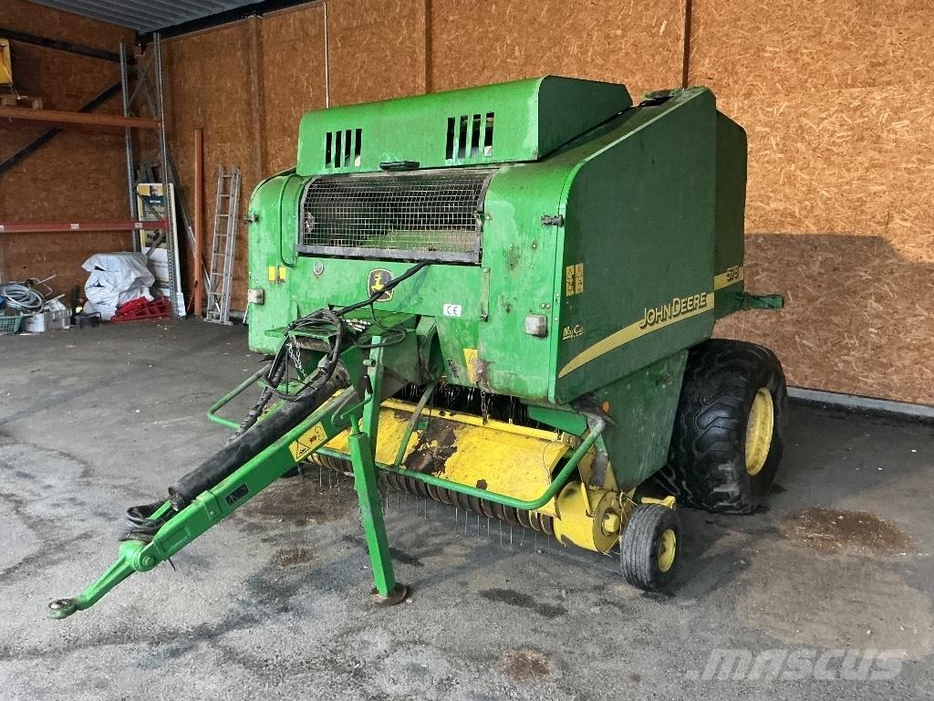 John Deere 578 圓型牧草打包機