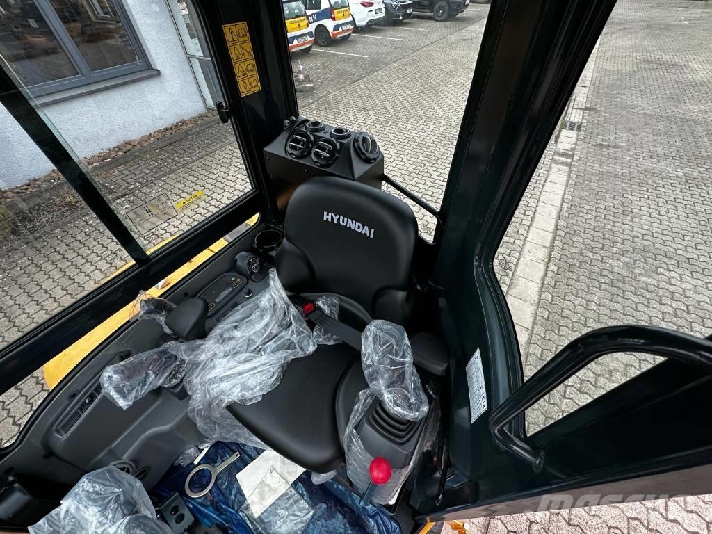 Hyundai R35Z 9A 小型挖土機/掘鑿機<7t(小型挖掘機)