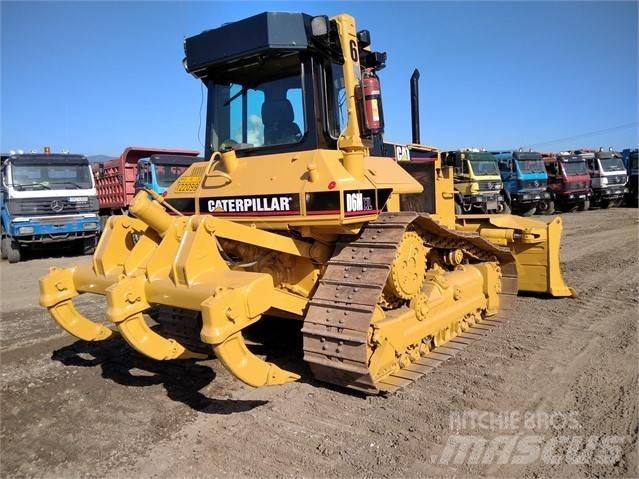 CAT D 6 M 履帶推土機