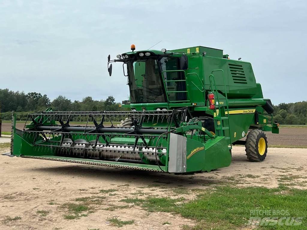 John Deere 1570 聯合收穫機