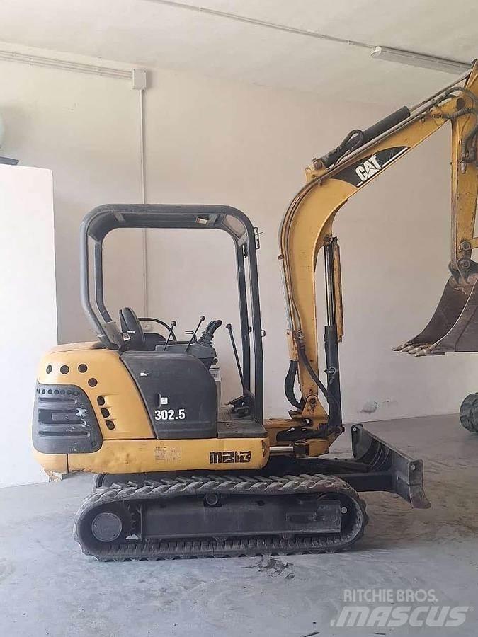 CAT 302.5 小型挖土機/掘鑿機<7t(小型挖掘機)