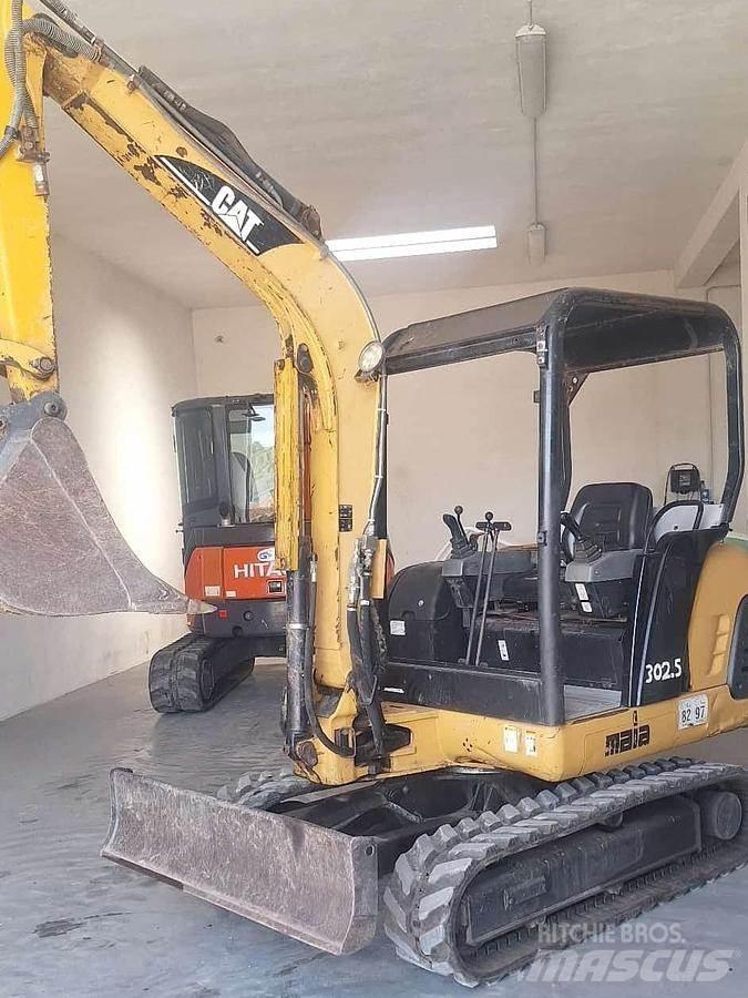 CAT 302.5 小型挖土機/掘鑿機<7t(小型挖掘機)
