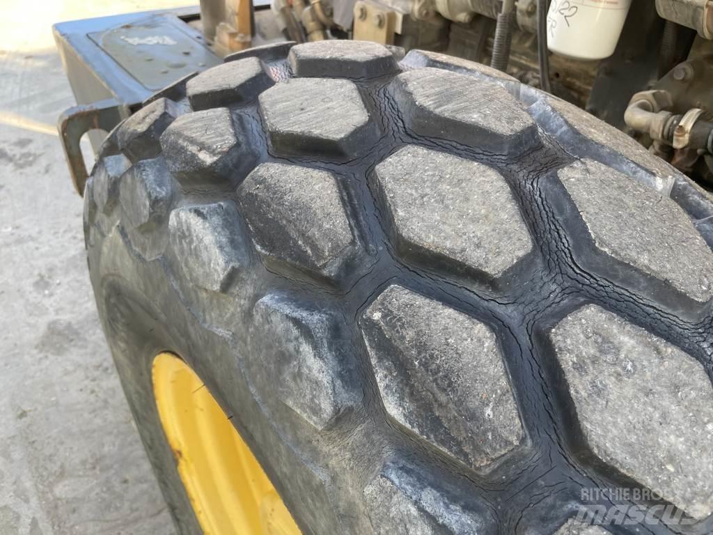 Bomag BW 177 DH-3 單輪滾壓機