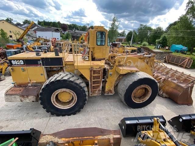CAT 992 D 輪胎式裝載機
