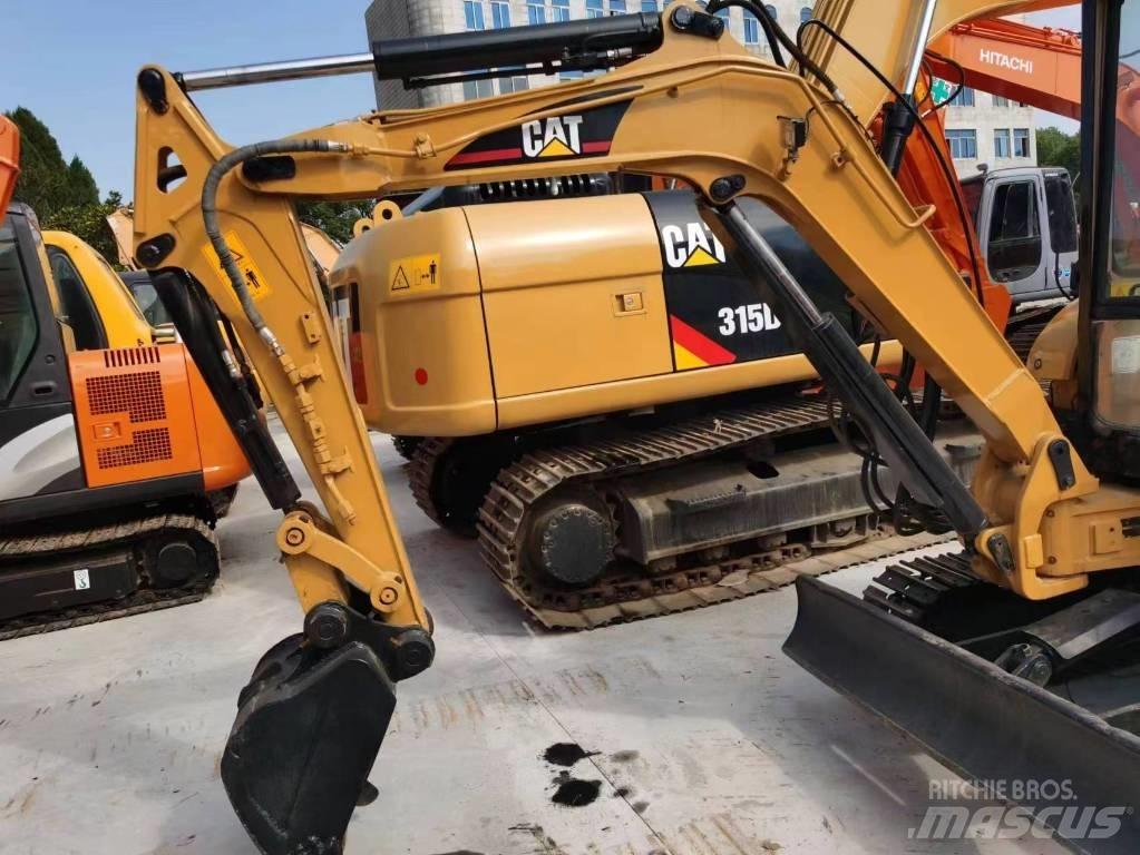 CAT 303c 小型挖土機/掘鑿機<7t(小型挖掘機)
