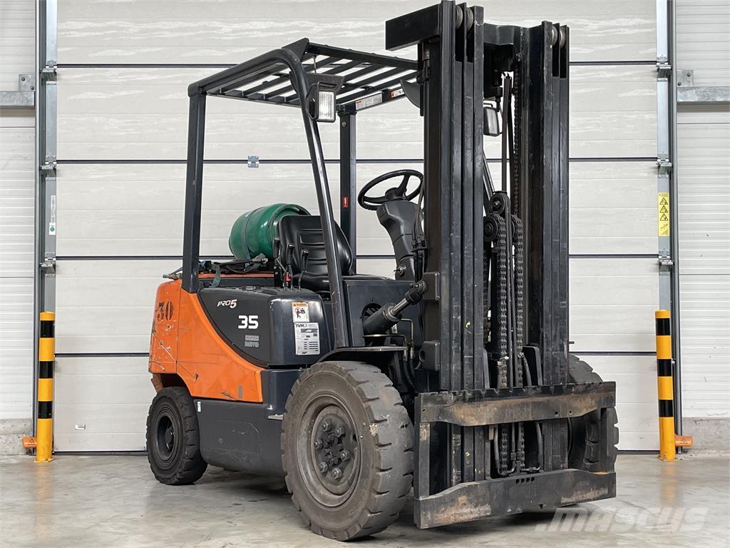 Doosan G35C-5 液化石油氣LPG卡車
