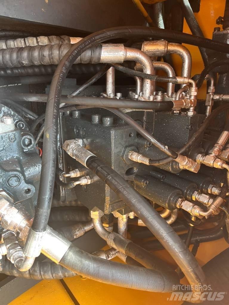 Hyundai 220LC-9S 履帶式 挖土機/掘鑿機/挖掘機