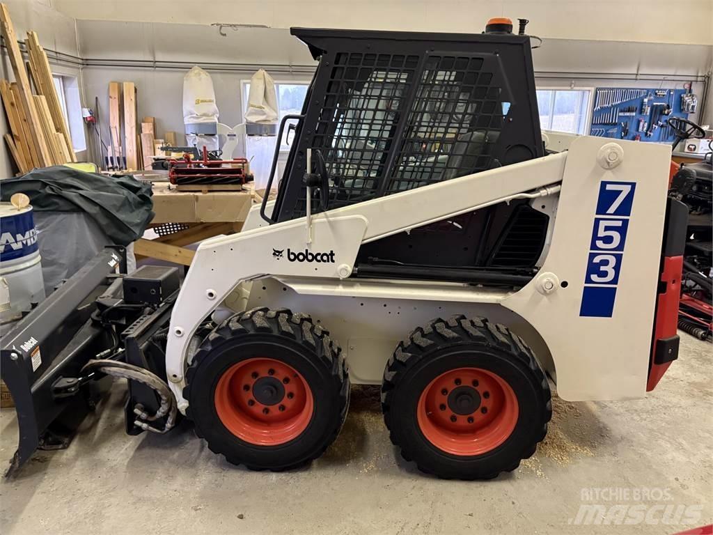Bobcat 753 小型裝載機