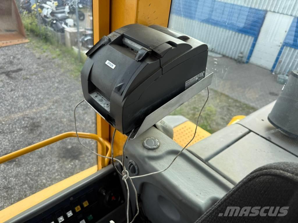 Volvo L 90 E 輪胎式裝載機