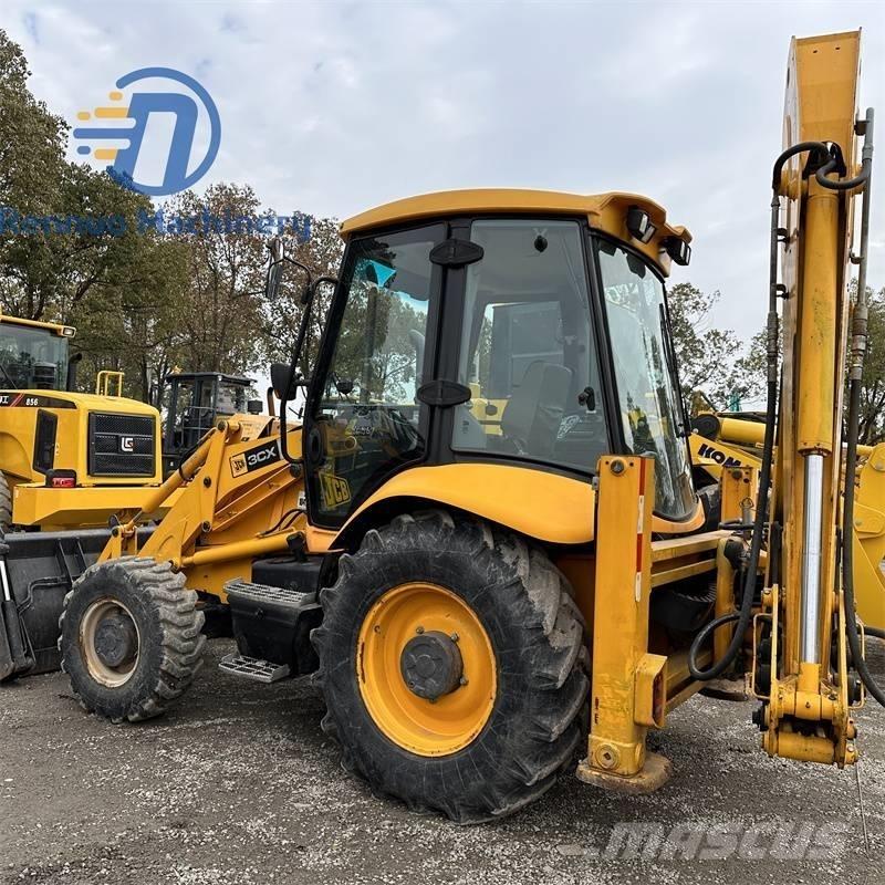 JCB 3 CX 反鏟裝載機