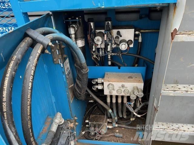 Genie GS 3390 剪式升降機