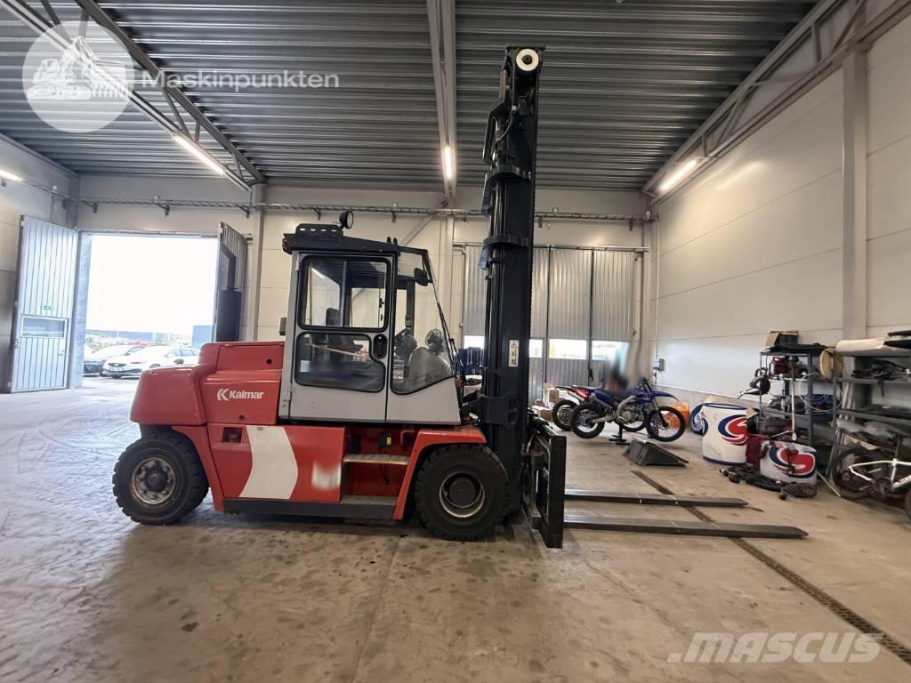 Kalmar DCE 80-6 柴油卡車