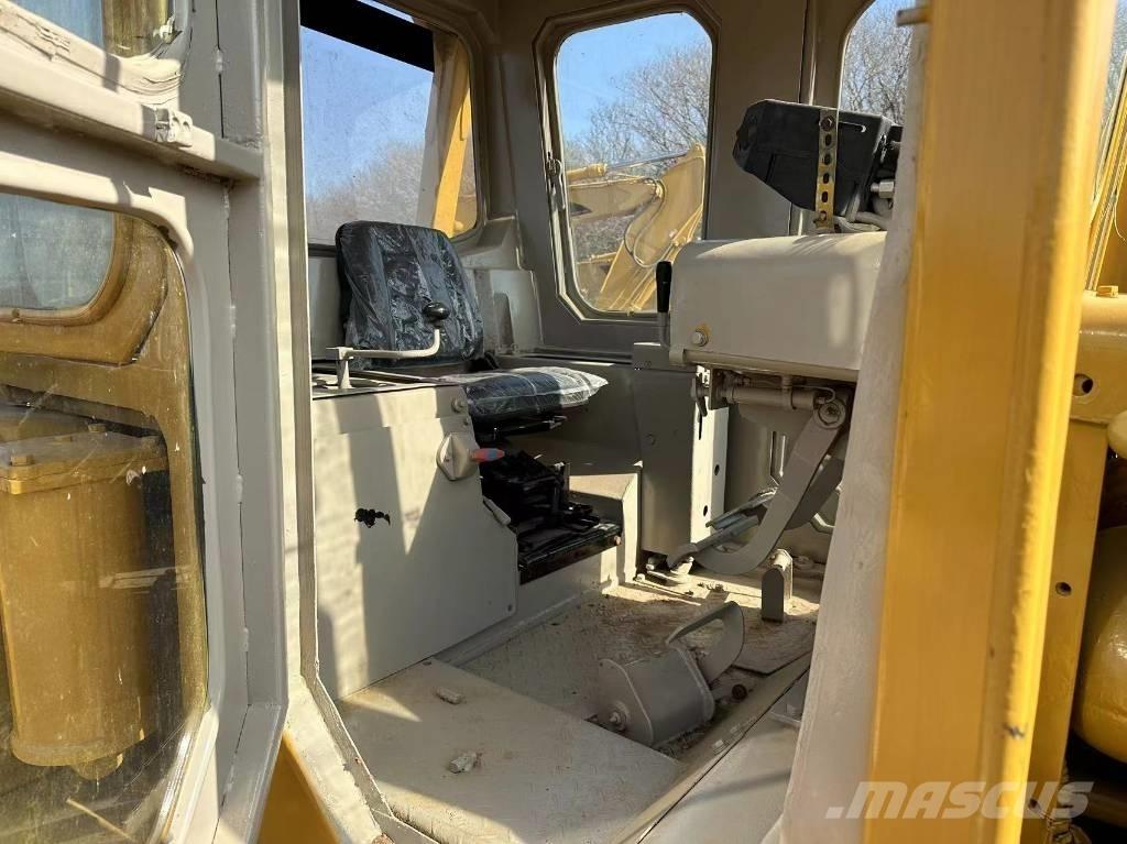 CAT D 8 K 履帶推土機