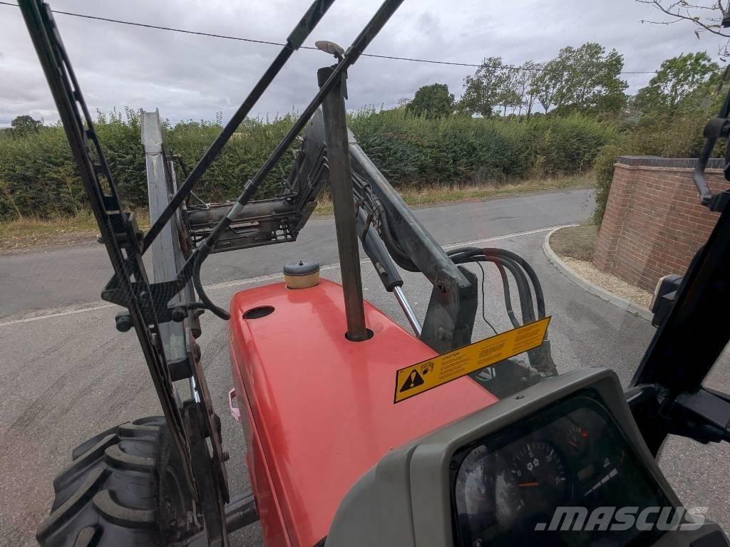 Massey Ferguson 6150 曳引機
