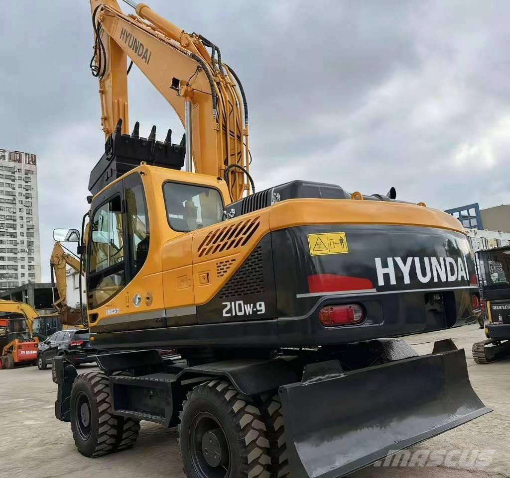 Hyundai 210W -9 旋轉式挖土機/掘鑿機/挖掘機