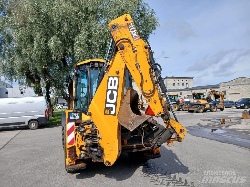 JCB 4 CX Pro AEC 反鏟裝載機
